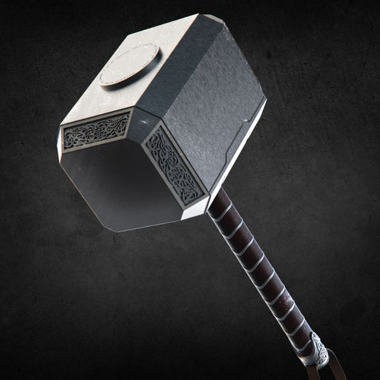 Marvel: Thor's Mjolnir Full Size - Prop or Replica